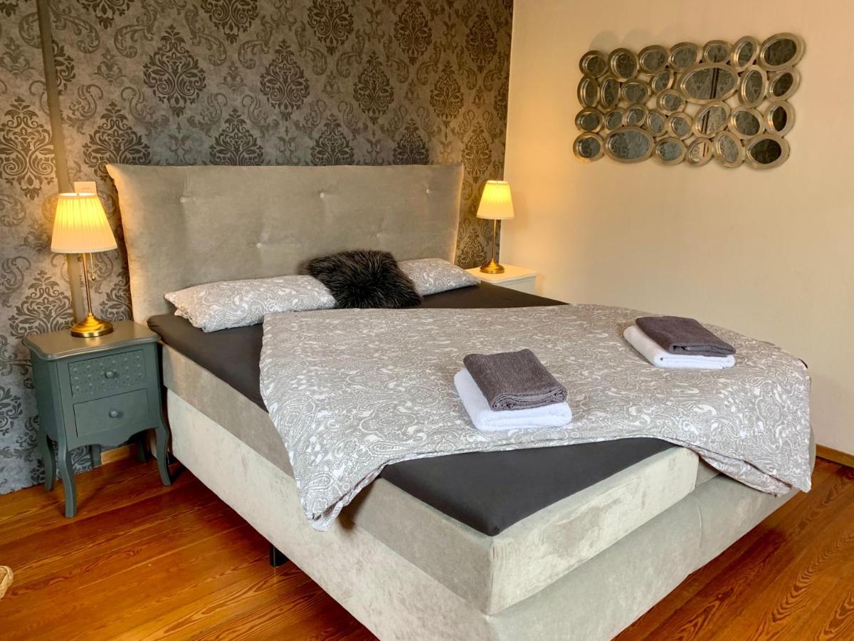 Boutique Apartment Villa Landenberger Outlet Metzingen P12E المظهر الخارجي الصورة